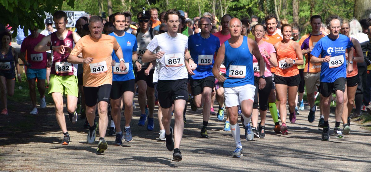 VillaOckenburgh's tweet photo. 1 februari nadert. Natuurlijk de dag dat het #VerenigdKoninkrijk #Europa heeft verlaten. Maar ook de dag dat de inschrijving voor de 5de editie van de #OCK_Run wordt geopend. #Hardlopen op Landgoed #Ockenburgh. #LoosduinenLeeft https://t.co/FjiMSk7Rb7 https://t.co/3CQIvF4SV8