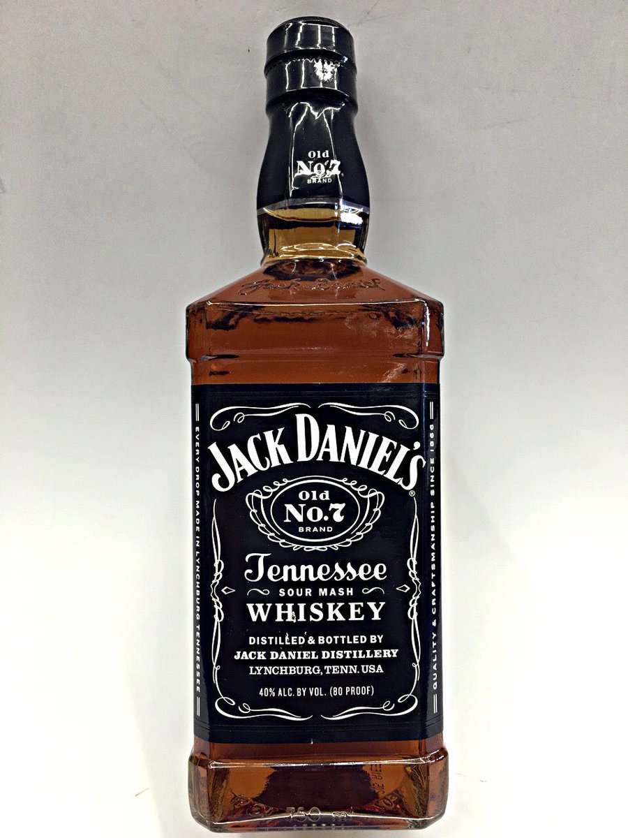 timwest49's tweet photo. Alcohol obtained through victory always tastes sweeter than alcohol purchased. Always #jackdaniels #OldNumber7 #NeverCountTheOldGuyOut #IStillGotIt #BetterLuckNextTime https://t.co/vUQIvL8RQ3