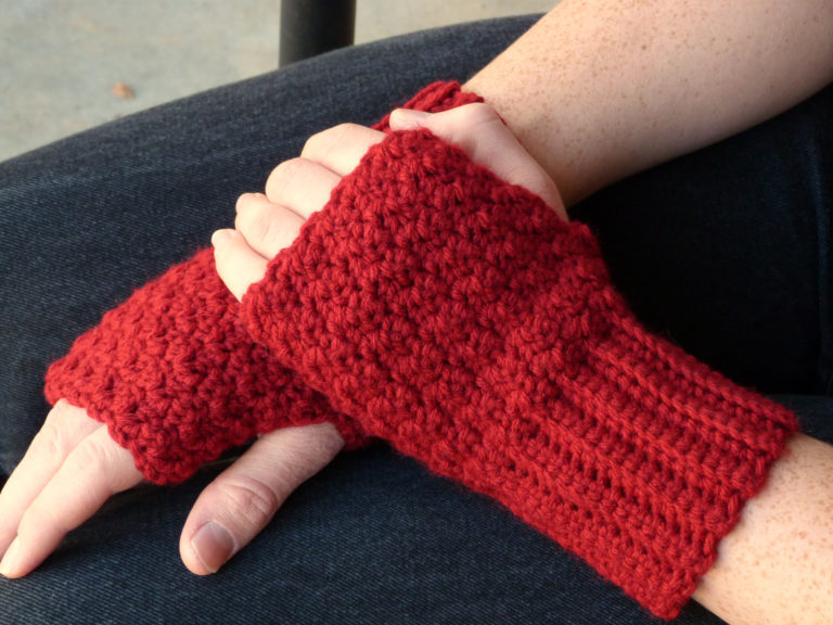 CrochetSpot's tweet photo. New Free Crochet Pattern: Avery Textured Fingerless Gloves https://t.co/UWODX6ITHg https://t.co/QnEr6tokWZ