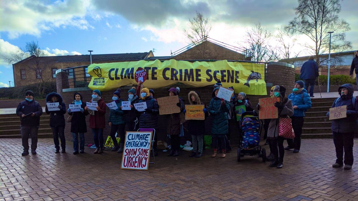 mum_pumpkin's tweet photo. We say people, we say power!
Amazing work by everyone ✊🏽💚#pollutersout @FifeHillend @FoEScot @MossFlare @ScotlandXr @edinburgh_sycs @fife_greens https://t.co/IQkICFBqrv