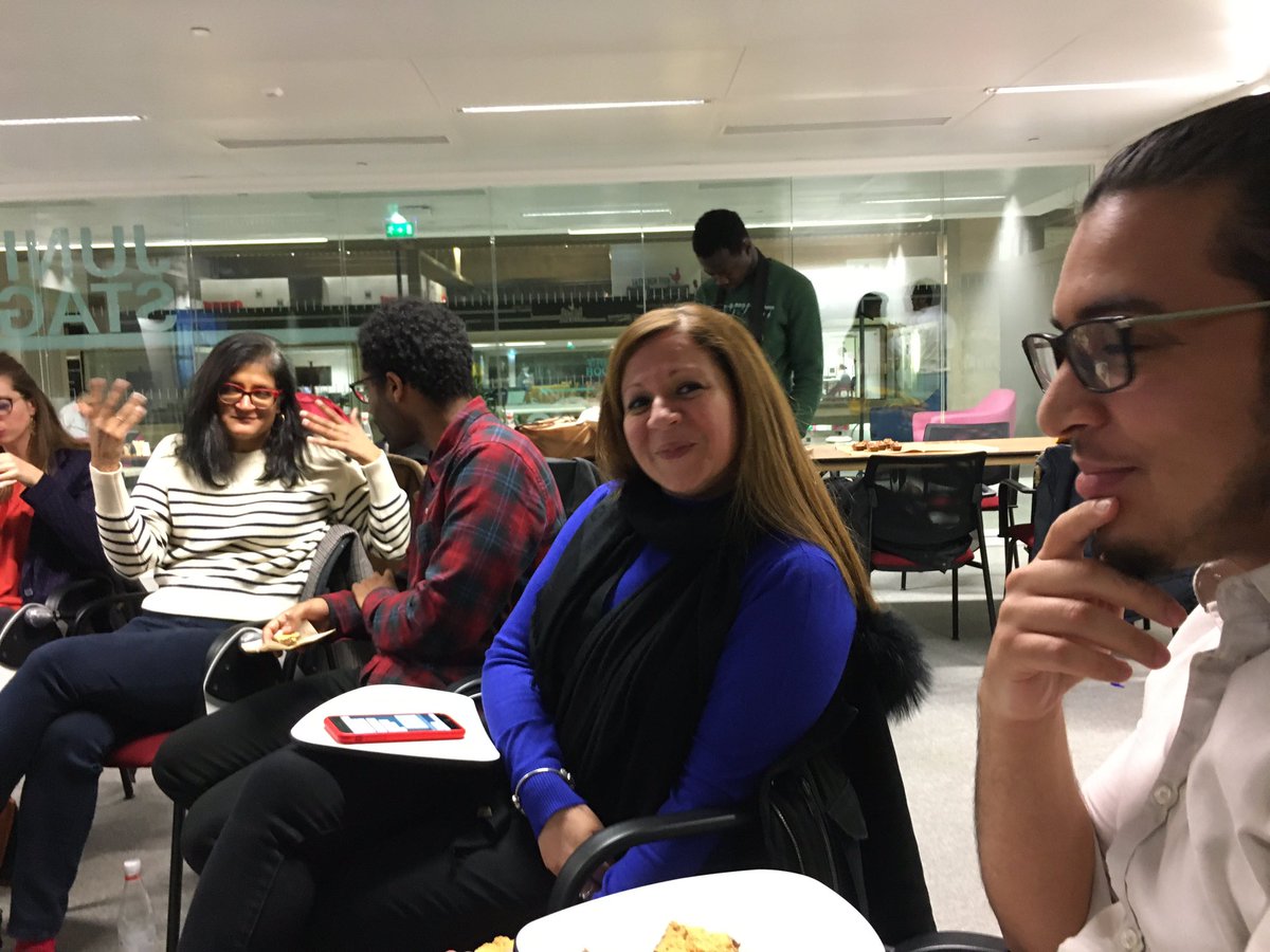 #Diversidays 👉🏼 Avec <a href="/MouniraHamdi/">Mounira HAMDI</a> - <a href="/AnthonyBabkine/">Anthony Babkine</a>  co-présidents de <a href="/diversidays/">Diversidays</a> Échange avec Samira Djouadi déléguée générale de <a href="/Tf1fondation/">Fondation TF1</a> ! #meetup