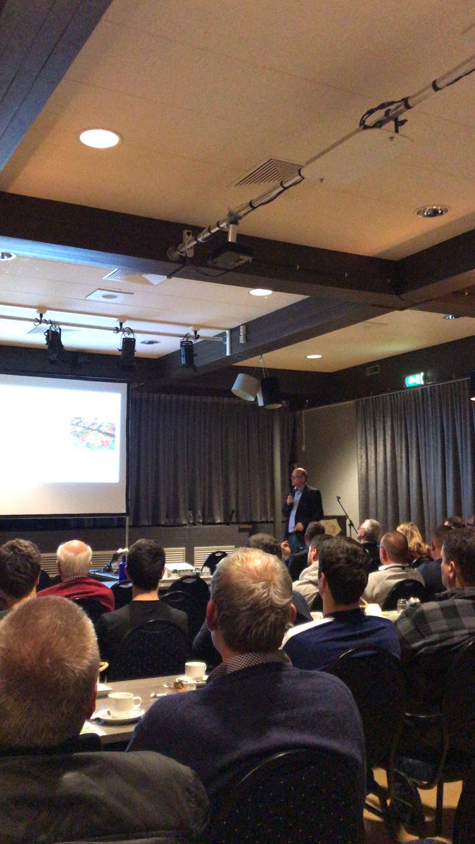 Iperen_JP's tweet photo. #Akkerbouwavond #schouwen-duiveland gaat van start. @wimintveld    opent met de uitdagingen voor de komende jaren op de #akker @iperen_nl https://t.co/XJBM4rQEaG