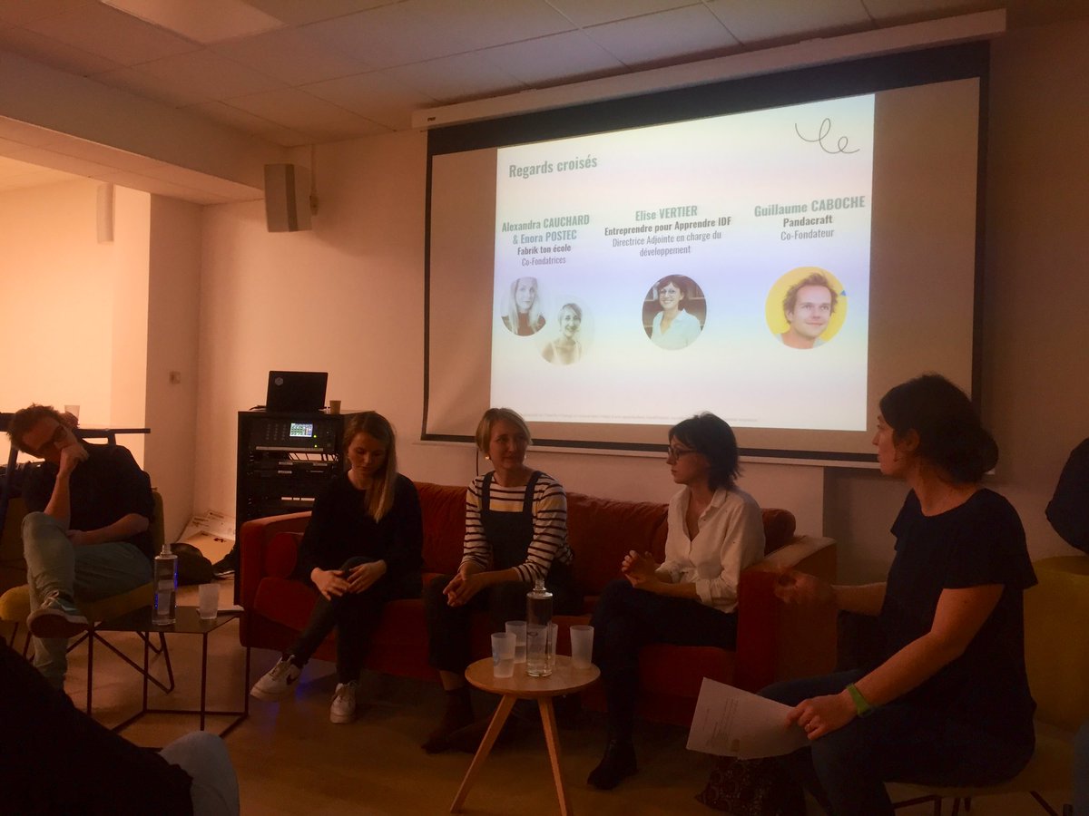 fabriktonecole's tweet photo. Regards croisés ce soir entre @Alexcauchard et Enora Postec de @fabriktonecole, Élise Vertier de @epaidf et Guillaume Caboche de @Pandacraft_fr, invités par @TheSchoolab &amp; @TicketforChange https://t.co/WgyBW51t2F