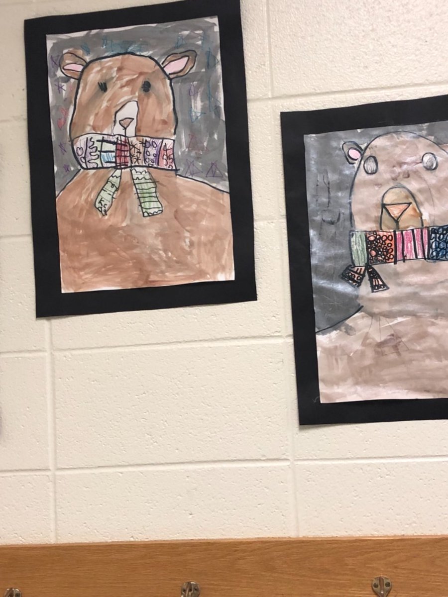 OES220's tweet photo. Kindergarten students have been busy in art class #oes220 https://t.co/sGcGySUhDo