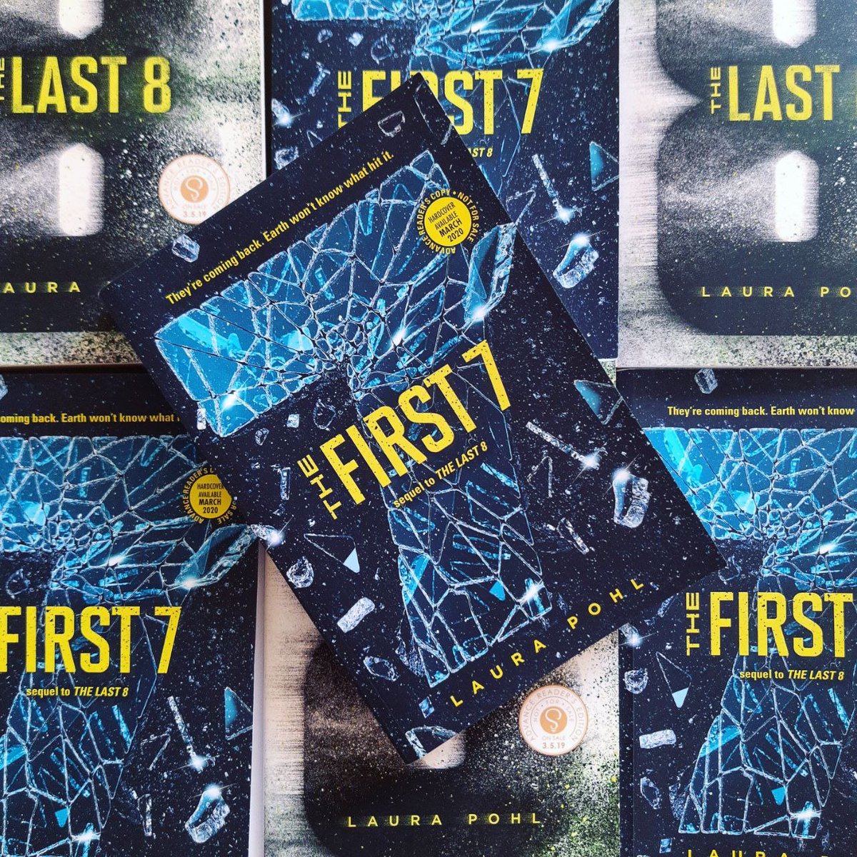 onlybylaura's tweet photo. ATTENTION EVERYONE!
Time for a #TheFirst7 giveaway! Make sure to read the rules on Instagram, and I'm really excited to see all your pictures! @SourcebooksFire
https://t.co/yVaR0Y0ScL https://t.co/oRVgnLhpGB