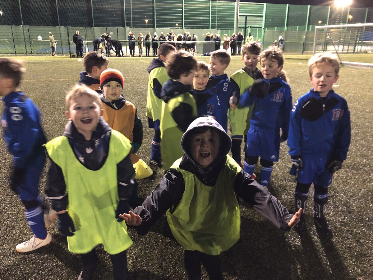 WiltsFCAcademy's tweet photo. More match action with our partner club @RWBTFC U6 group. Thanks to Rich and his Swindon Supermarine @YouthSwindon team who travelled over to us for another great evening of football fun👶🏻⚽️😃
#WiltshireFootballAcademy #development #footballforall #Partnerclubs https://t.co/qjAY9wFgEV