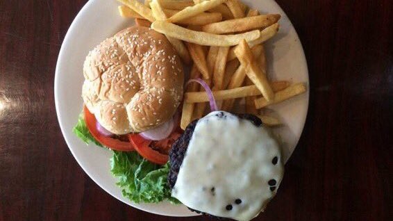 CapriItalianMSR's tweet photo. Add plant-based protein with black beans. Our vegetarian burger is full of flavor and satisfying. #DesertHotSprings https://t.co/e2m7Rh2DsH