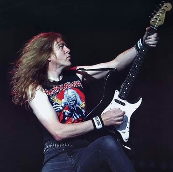 Há 63 anos: Nascia o guitarrista Janick Gers do Iron Maiden

Happy Birthday!!   