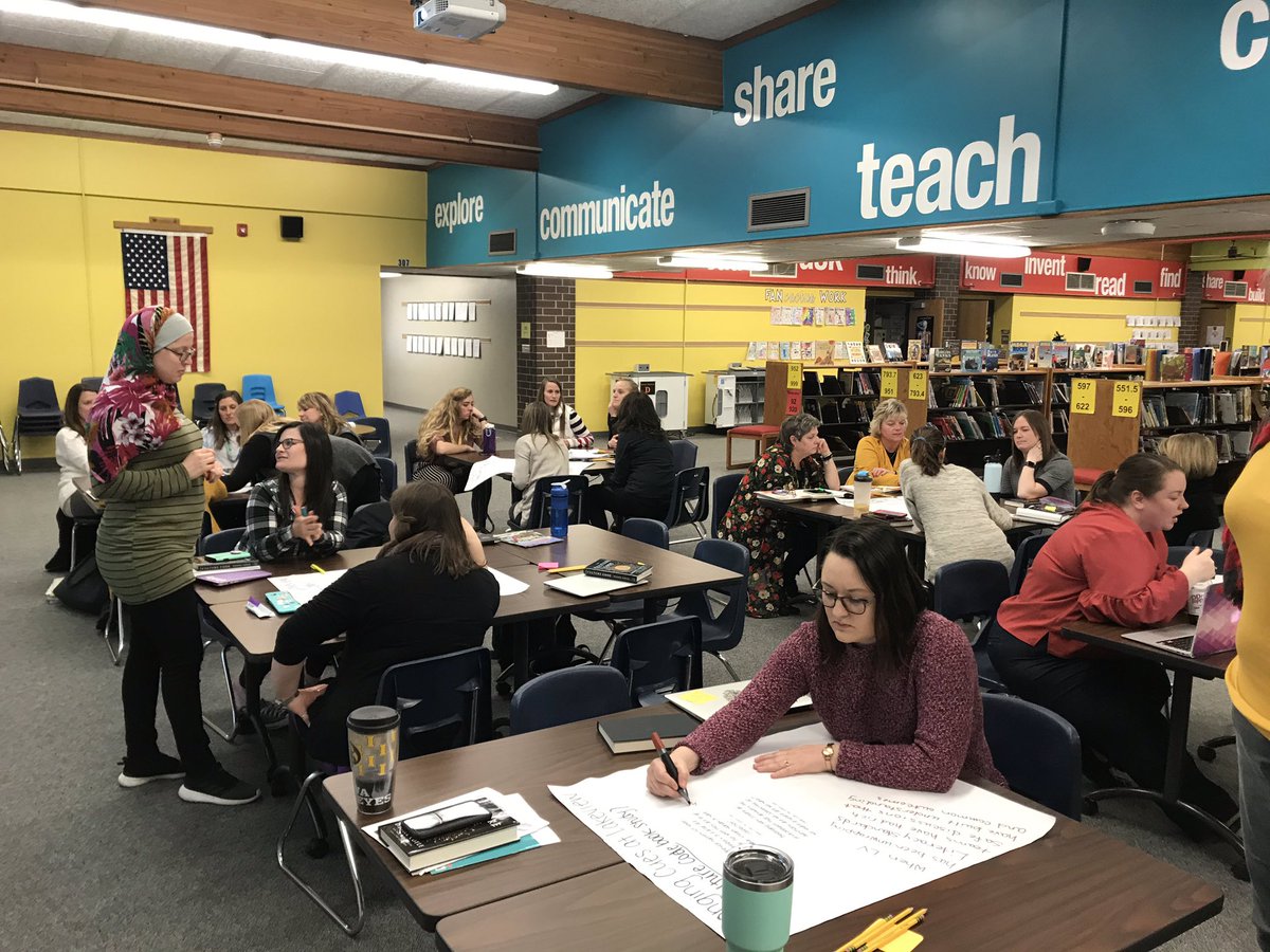 JenOHare2's tweet photo. 30 awesome Lakeview teachers &amp; staff members joined us for the first day of our book study on The Culture Code by @DanielCoyle !!#spartanshare #solonstrong https://t.co/IkPz5ii3mh
