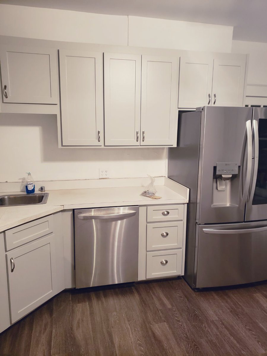 JMHagner's tweet photo. It’s almost not even fair that we are this good! #BeforeAndAfter #InHomeDesign #MakeoverMonday #MakeoverMagic #SetDaLead B/C if #YouAintPitchinYouAintPlayin @THDScottG @HDI_531 @TeresiJay @THDRyanSilcott @StaceyTank @4EvaARich @LAPortelli https://t.co/0QzxhuWNll