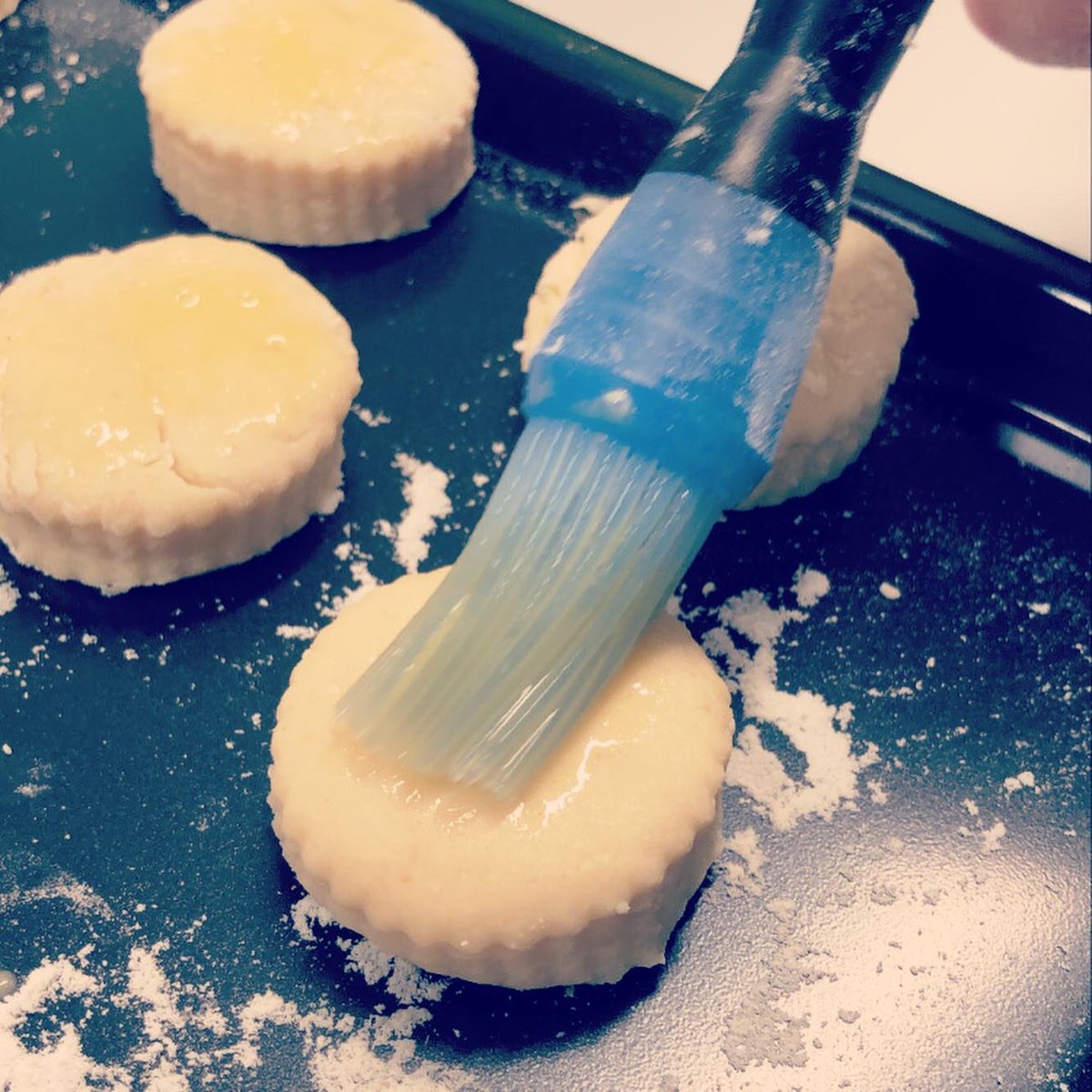 TheHomeEcHub's tweet photo. Zesting, slicing, sieving, rubbing-in, beating, rolling, kneading, cutting, glazing... one practical class packed with lots of skill.
First years are making great progress this term 🥳👏✨
#homeeconomics #homeec #homebaking #workingwithothers #managingmyself #beingcreative https://t.co/Wwcd7BR6zV