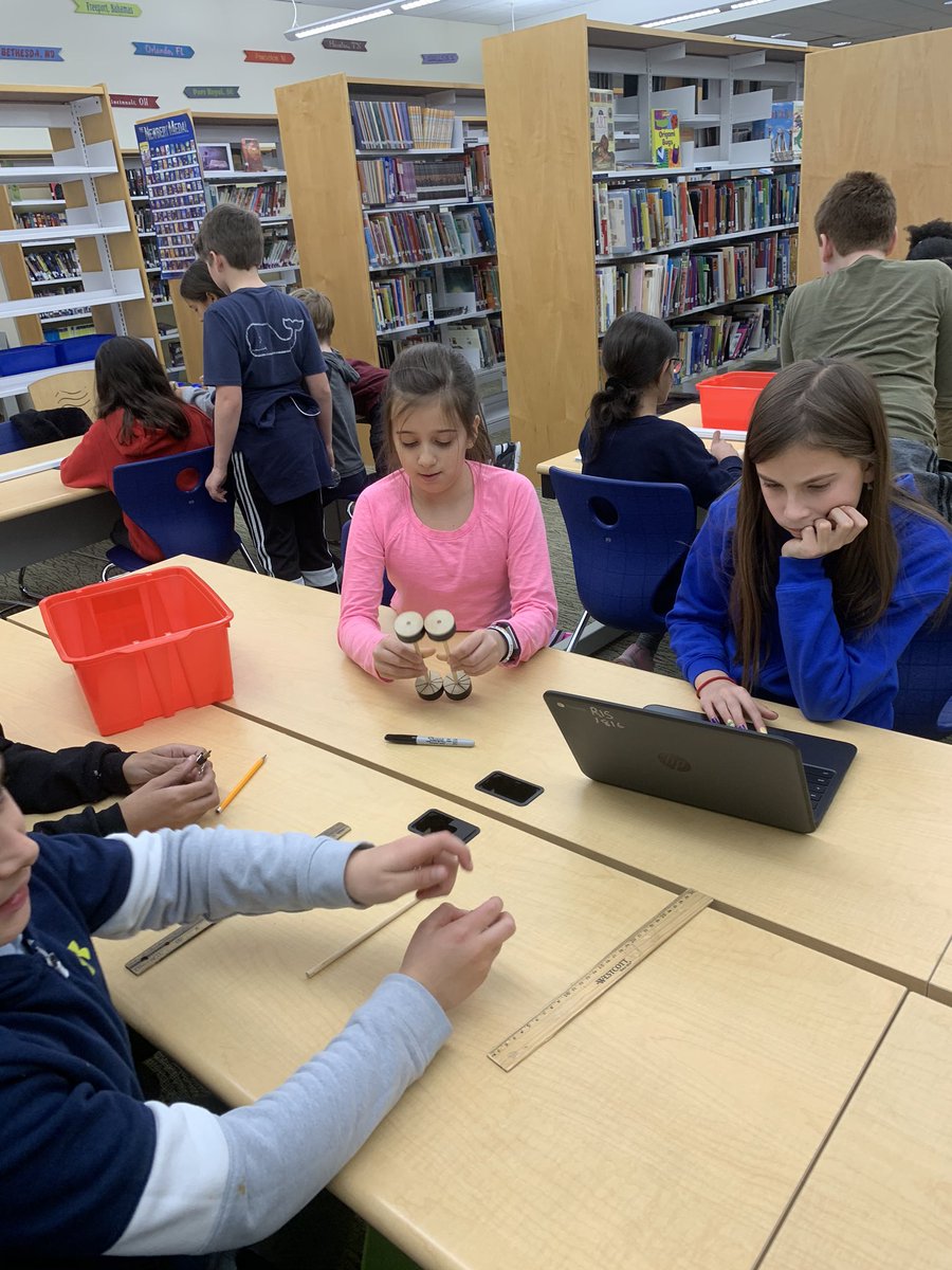 MYPDesignRIS's tweet image. More Grade 5 RIS students working on their self-propelled vehicles in the Rogers MakerSpace!
#ibinaction #mypdesign #criterionc #creatingthesolution #makerspace #designacar