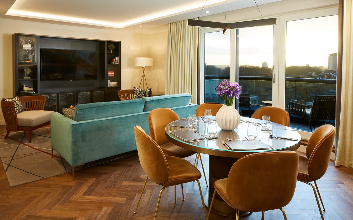 cppluxury's tweet image. Cheval Gloucester Park, Kensington in London, now officially re-open (luxury residences)

cpp-luxury.com/cheval-glouces… 

#ChevalCollection #ChevalGloucesterPark #Kensington #London #luxuryresidences #luxury @Cheval_Global