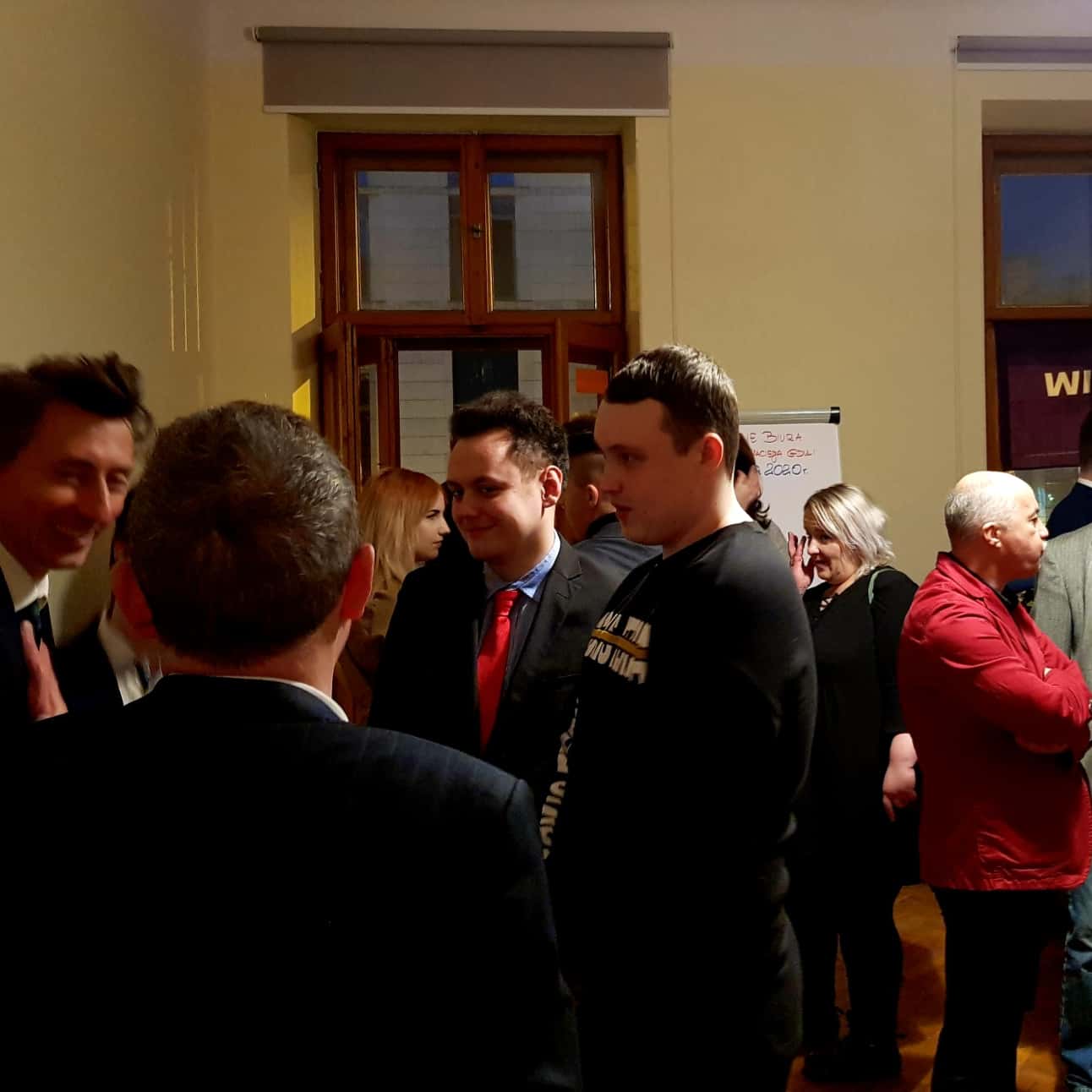 Maciej Gdula on Twitter: "Biuro poselskie w #Kraków oficjalnie otwarte