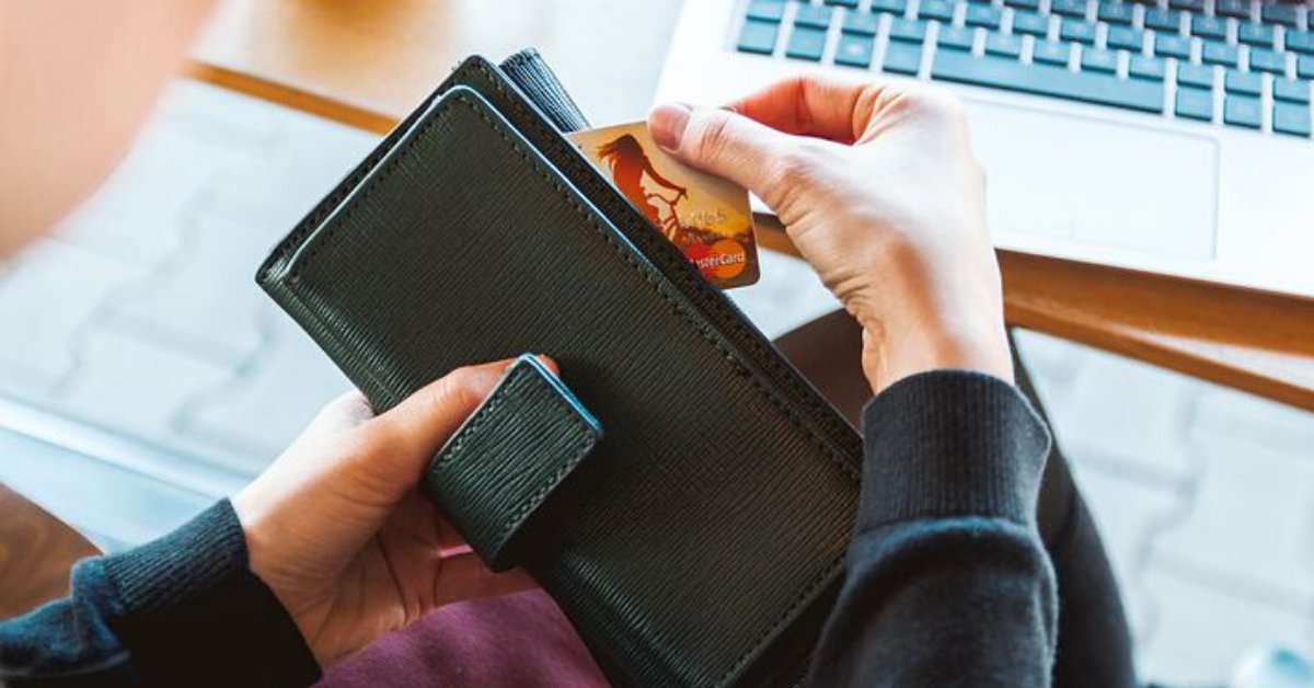 At least 19 high profile companies have recently had data breaches with their customers’ information due to flaws in online payment systems. Are you surprised by any of these brands?
bit.ly/35ooYiy