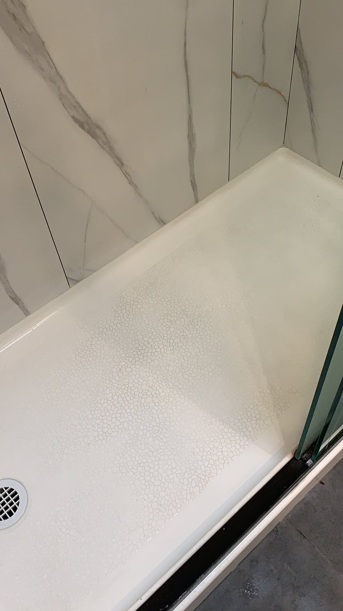 Maura Chanz On Twitter My Bathroom Has This Tile On The Shower