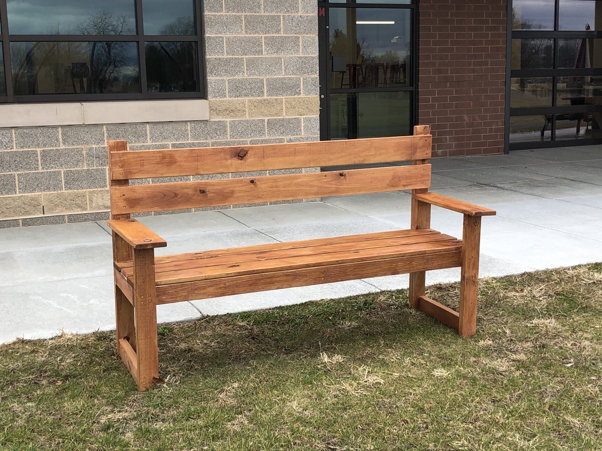 Students in Mr. Nye’s Tech Ed class made benches that now adorn various parts of our campus. #skillsapplication