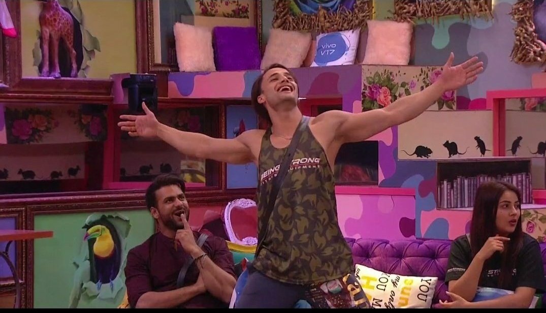 aniket_bhujang's tweet photo. Task King of this season #AsimRiaz 
#KingAsim 
#JabAsiManshiMet https://t.co/kDajeI6VtT