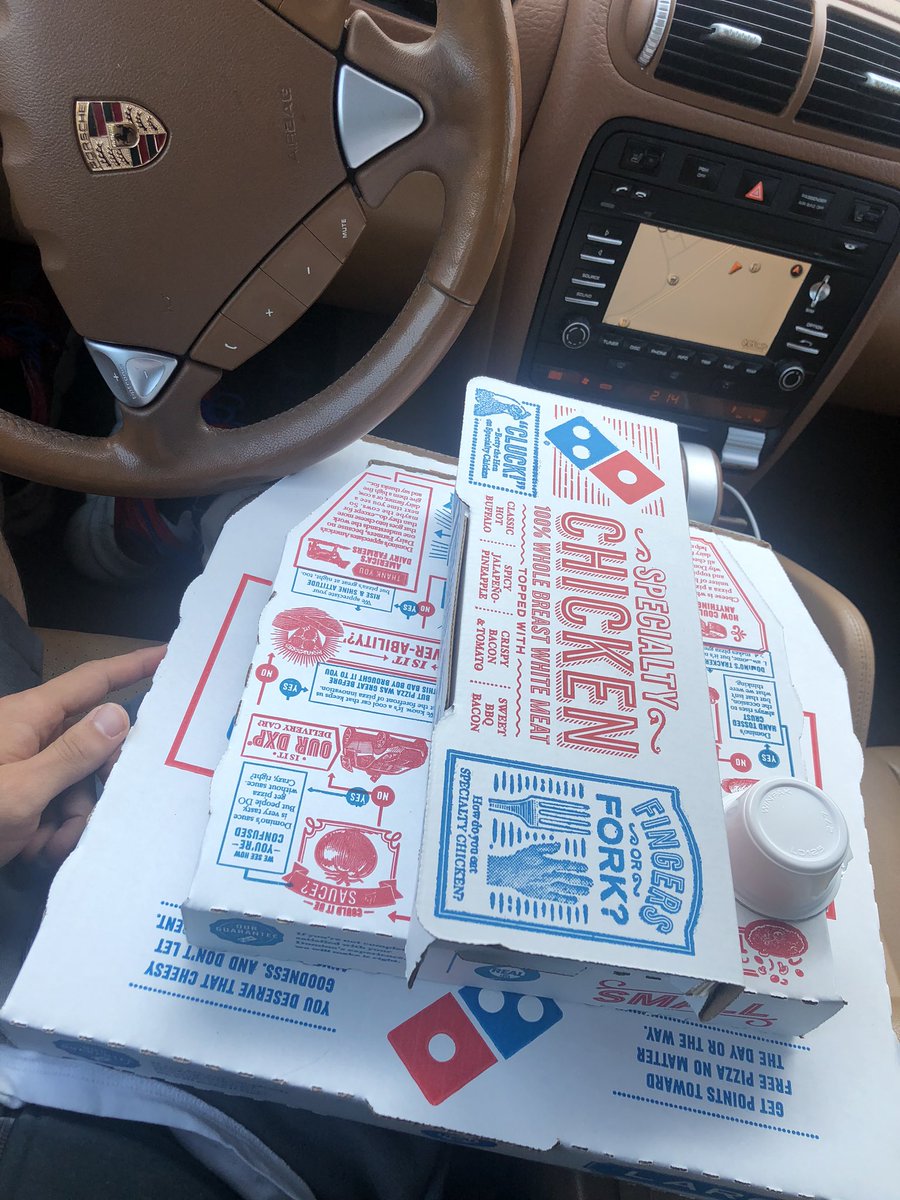 AGuilliod's tweet photo. S/o to @avi3thou for the pizza 🔌 https://t.co/COxqzCqoBq