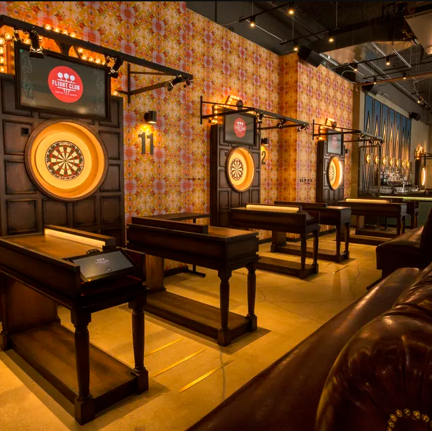 Upscale4EVR's tweet photo. WE ALL KNOW that location 📍 is the key to making an event, “YOUR EVENT”. If you can choose a place for your event, WHERE WOULD IT BE? 🎯
. 
.
.
Toast 🍻 to THE BIG day with @flightclubdartsusa's #FlightClubChicago! https://t.co/yWLJ6xE5uW