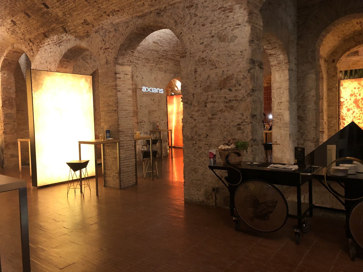 DDGSmart's tweet photo. We’re at the beautiful @FabricaMoritz tonight for an event, enjoying some networking drinks and great food before everyone will be setting off to discover #CLEUR https://t.co/GsIM92k6o7
