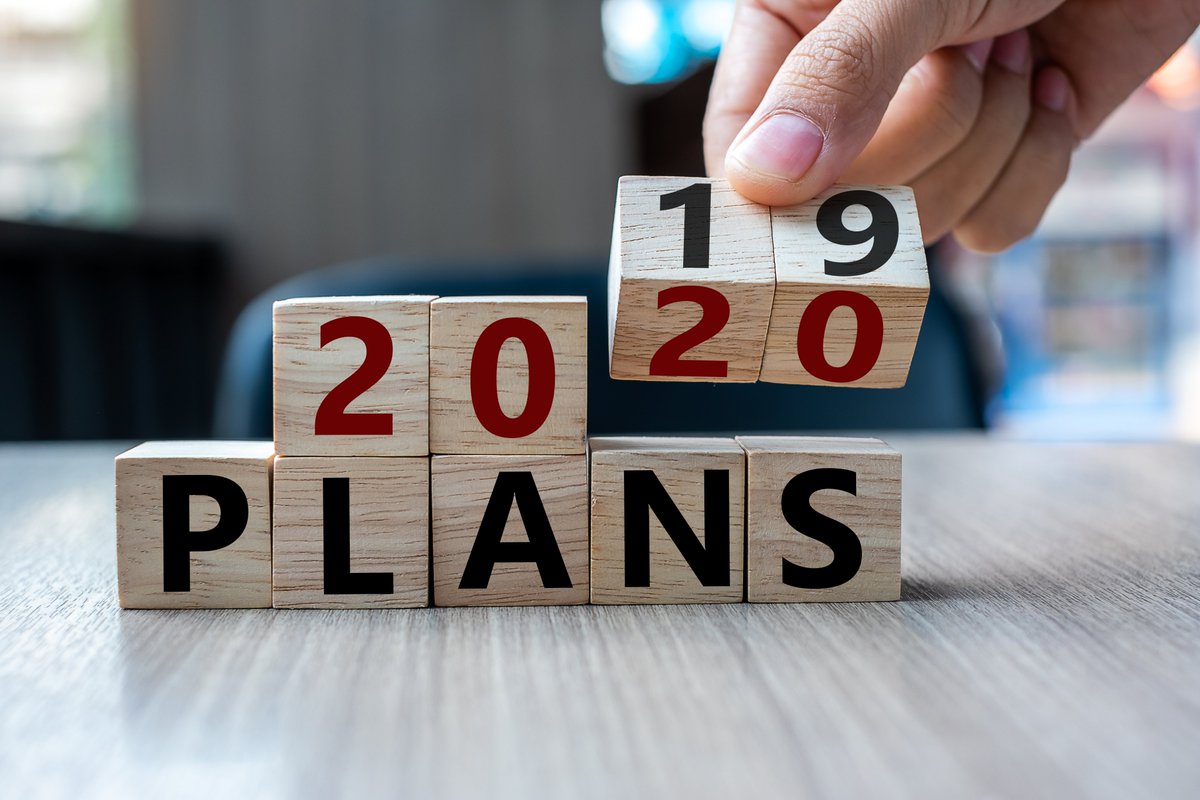 FINNPartners's tweet photo. It's finally 2020. Are your new year's marketing resolutions up to par with the new decade? Here are 6 New Year’s Resolutions for financial marketing executives: https://t.co/NlHqN3M39h https://t.co/R0xbLwq90y