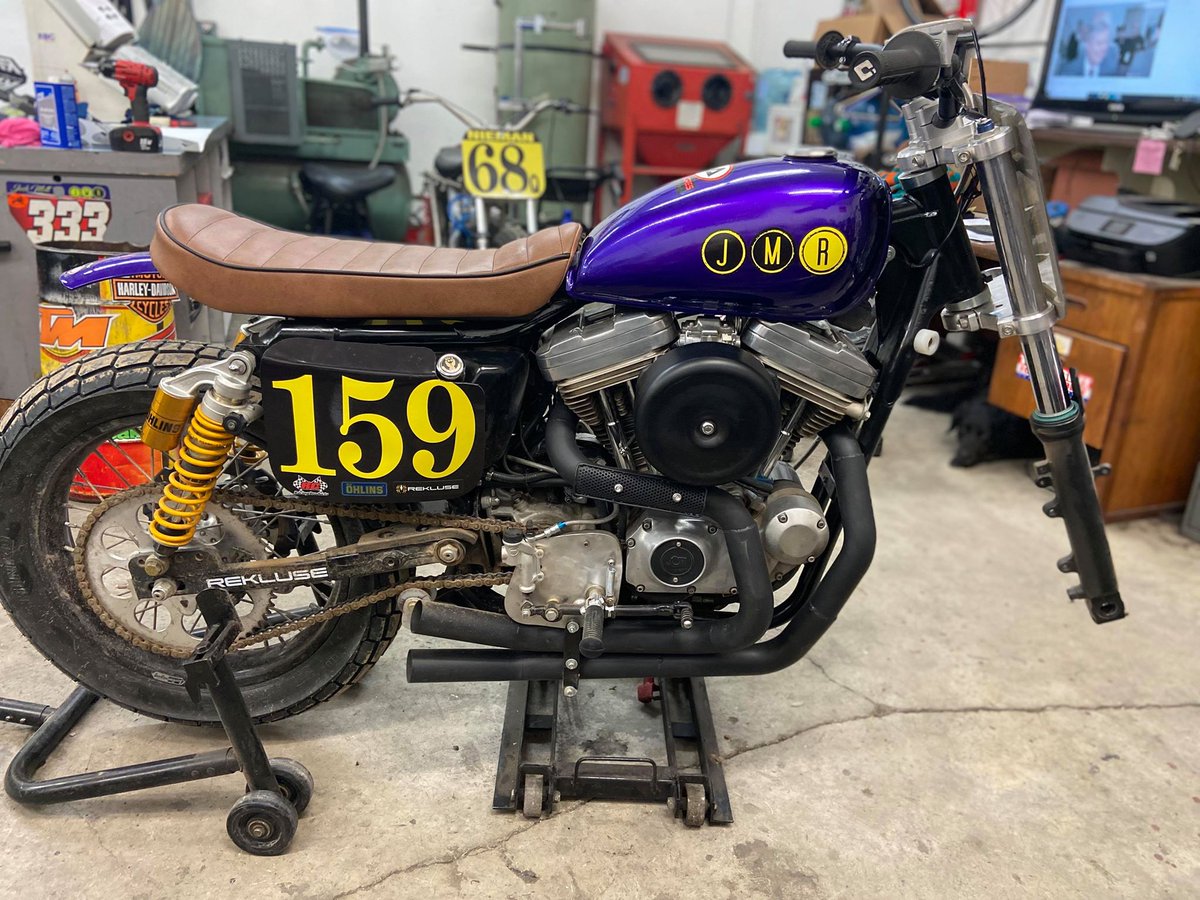 Moto Monday Feature - Custom 1995 Harley Davidson 883 Sportster build happening @jmrcustoms #SKFreadytoride #skfgroup #suspension #plushsuspension #greenforkseals #flattrack #flattrackracing #harleydavidson #sportster #883 #ohlins #hooligan #hooliganracing <a href="/SKFgroup/">SKF</a>