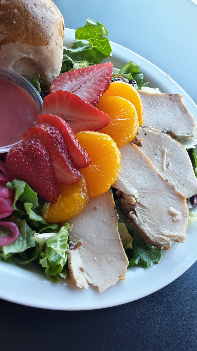 RochesterDeli's tweet photo. Yellow, red &amp; orange evoke happiness! What does your color wheel look like this week?  #freshfood #enjoylife https://t.co/RuUDBRrZLW