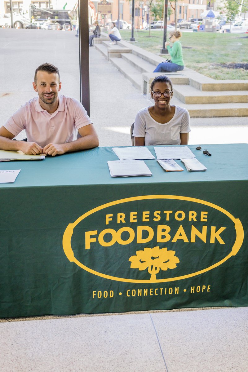 RiseUpNewsCincy's tweet photo. Mark your calendars for the Hamilton County One-Stop Resource Center pop-up this Friday, 10 am - 2 pm, at the Justice Center lobby (900 Sycamore St.) Stop by to get your questions on record expungement, addiction services, and recovery housing answered face to face! https://t.co/g6viQ148mN
