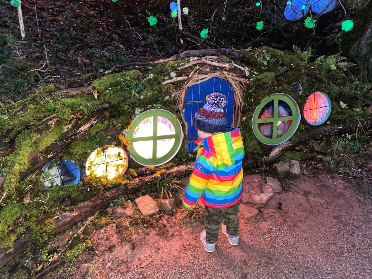 welshmumofone's tweet photo. Last week we went to @BluestoneWales for a short winter break to see the winter lights. It was magical! Lots of photos and full review here: https://t.co/utDjEmY3zy #gifted #bluestoneblogger #bluestonewales https://t.co/zXzGdnGN6X