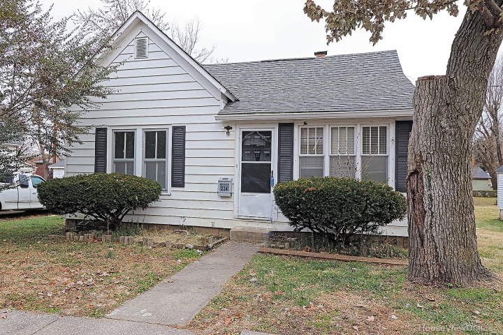 hvol's tweet photo. Single Family Home for sale at
224 Daisy , Jackson MO 63755
MLS :19005930
Fantastic starter home or investment property on double lot.
https://t.co/1FVxZ47eBg
#JacksonMO #RealEstate #HouseViewOnline #starterHome #HomeForSale #Investment #DoubleLot https://t.co/qqU3PvjWah