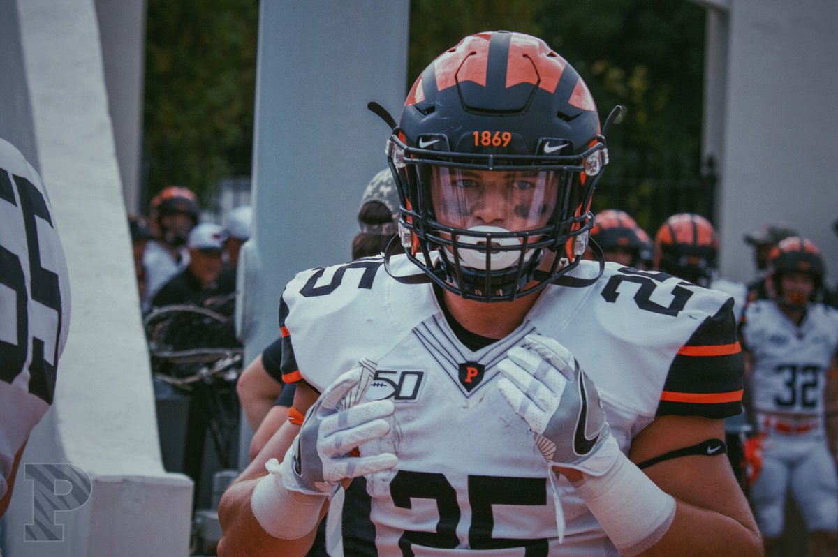ryanquigs11's tweet photo. Next up🤫🤞🏼 check out the highlights 💯 https://t.co/KnmeDOfYqo https://t.co/iUqXsgVpfN