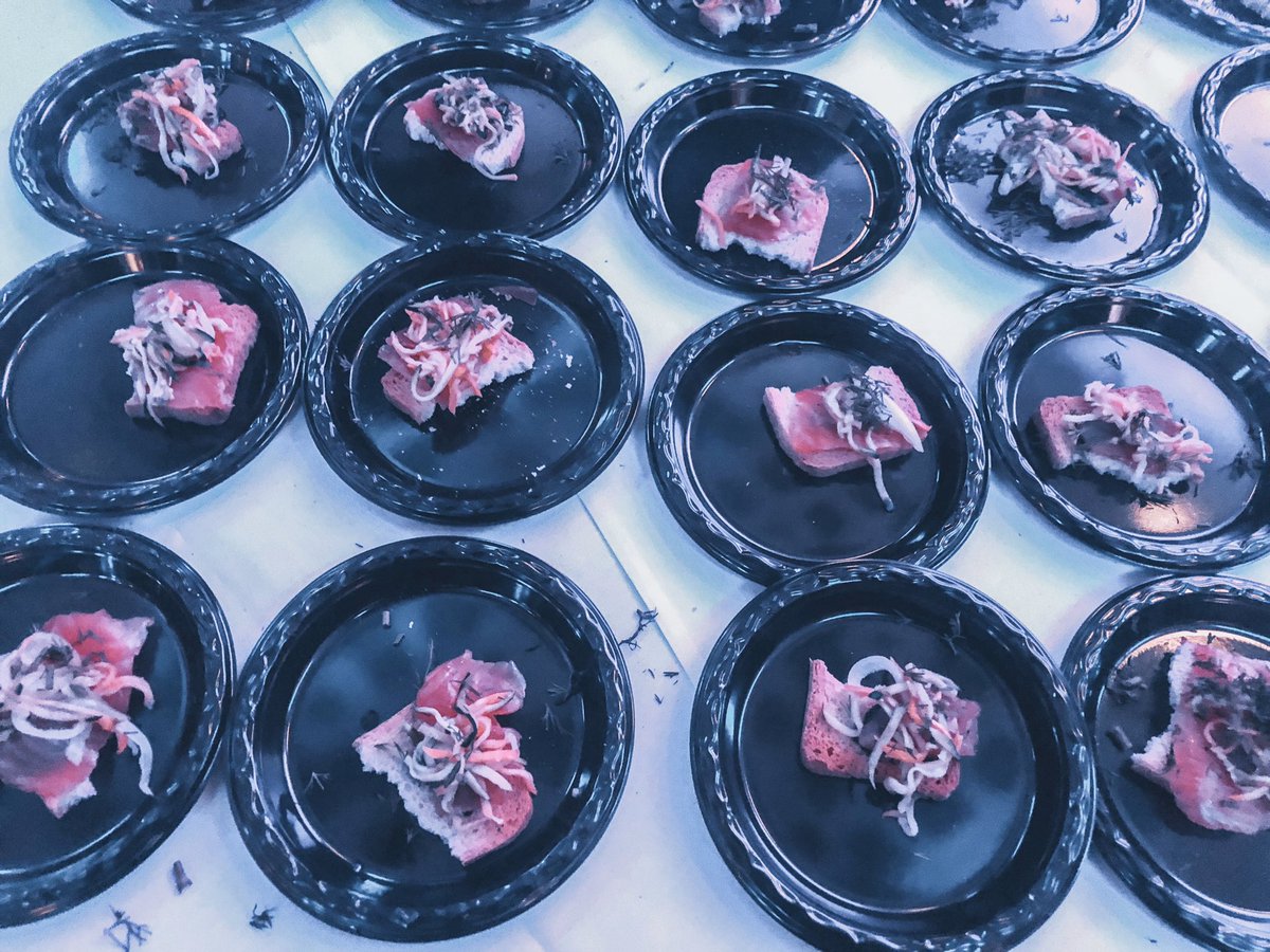 toqueandbottle's tweet photo. A successful First Bites Bash 2020 commenced Chicago Restaurant Week last Thursday! The @FieldMuseum was packed with over 2,000 guests and over 70 restaurants serving bites and beverages. How are you enjoying CHICAGO Restaurant Week? #FirstBitesBash @ChooseChicago https://t.co/pM2cRkEUWD