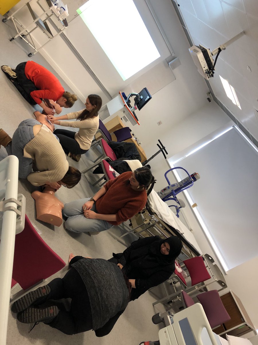 Basic life Support with our MSc students today @teesuniot 
#placementpreparation