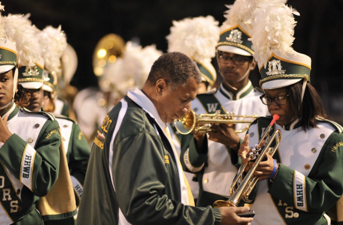 hhs_prncpl's tweet photo. This morning our beloved band director Hosea Brower joined the great orchestra in the sky. Our thoughts and prayers are with his family and all of #warriornation during this difficult time. @HenricoHighSch https://t.co/QnukMZLfTp