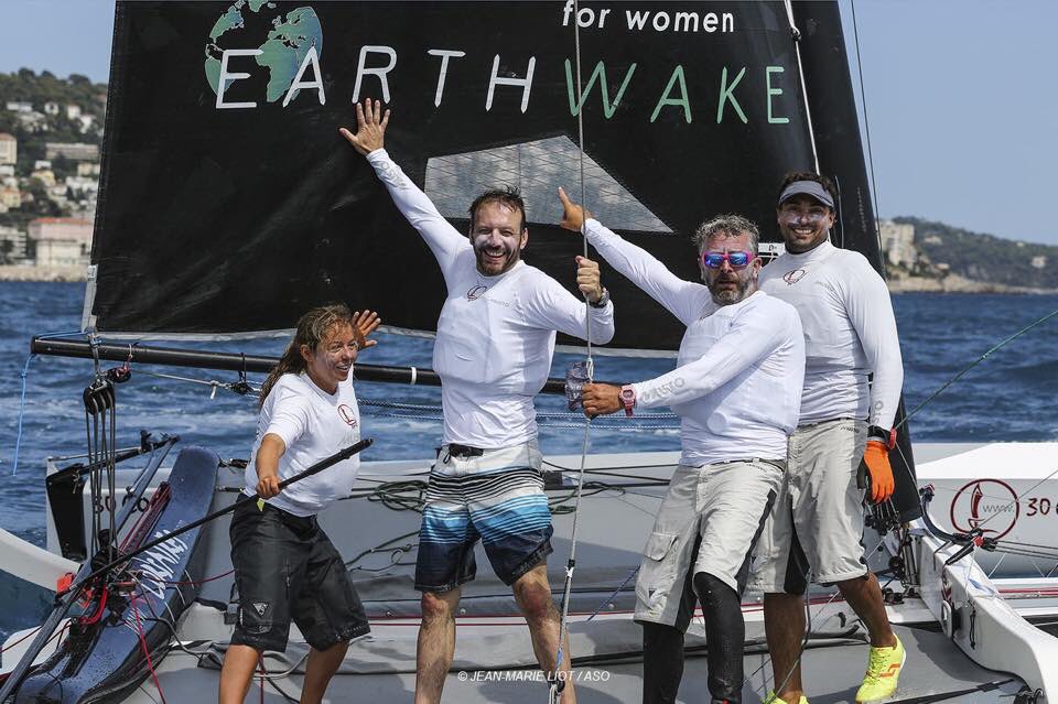Alexia_Barrier's tweet photo. Des défis et des aventures folles comme celle ci j’ai eu la chance d’en vivre quelques unes @tourvoile.
Ici avec nos partenaires #30corsaires.
Une équipe terrible, des soutiens inconditionnels qui m’ont appris que l’échec fait parti de l’apprentissage. 
#onmywayto @VendeeGlobe https://t.co/xYyWVkph2i