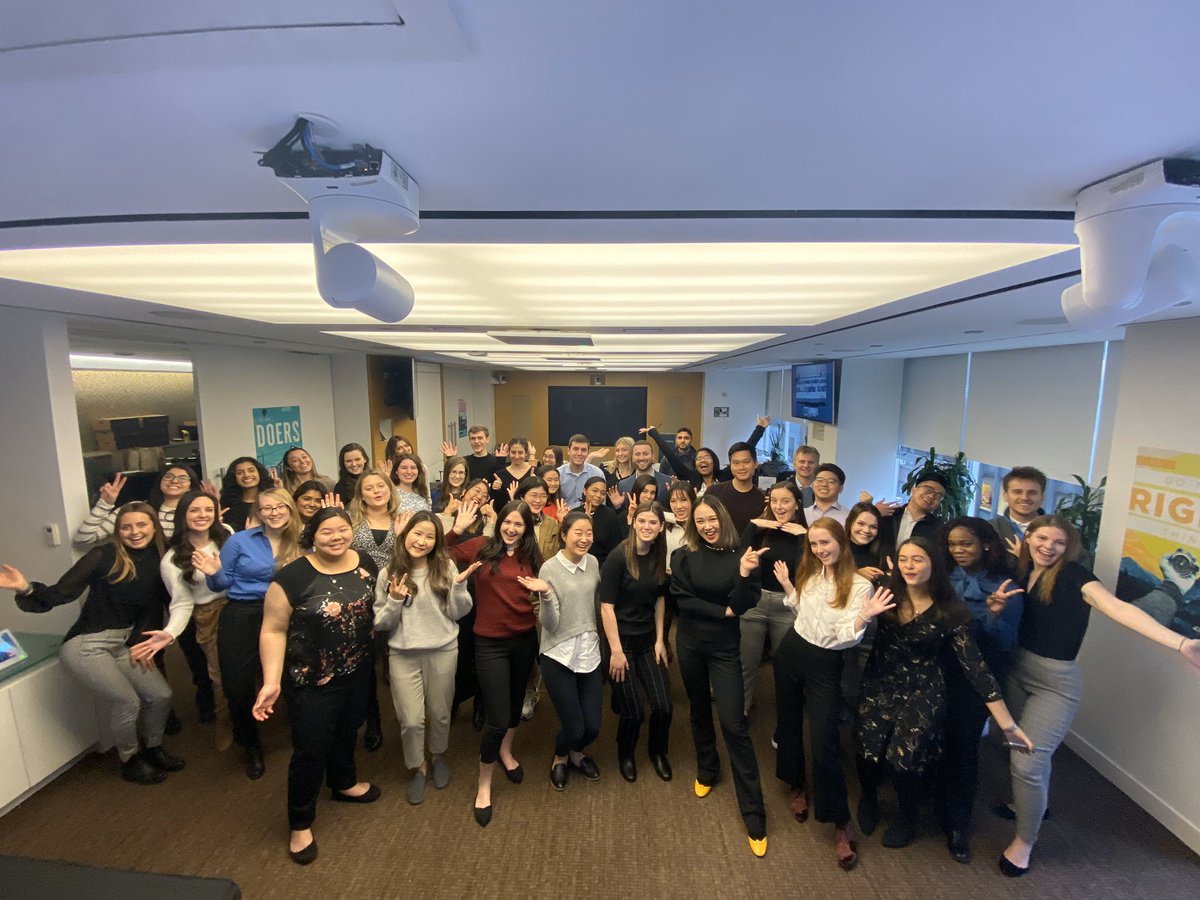 JoinDiscovery's tweet photo. Happy first day to this AMAZING group of Spring #DiscoveryInterns! So ready for these next few weeks with you.
Follow along with our #DiscoveryIntern hashtag to see all the cool things our squad is up to 👀
@DiscoveryIncTV https://t.co/sWLcUUUfIK