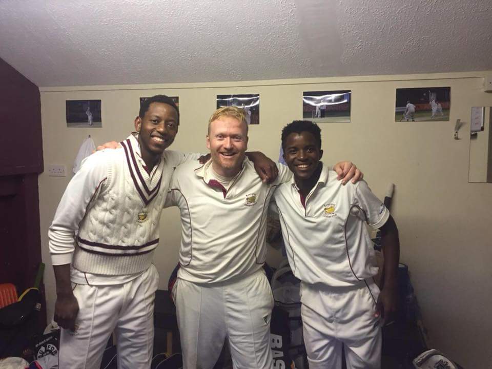 GodwillMamhiyo's tweet image. Herewith Zimbabwe's latest Test cricketer and a Wise man! 
So happy for Tino Mutombodzi.
Genuinely a great guy and hoping he gets a good long run. Runs tomorrow too 🇿🇼🏏
@PDCWise  you can tell the MCC boys that your ringer made it to Test cricket! 🏏