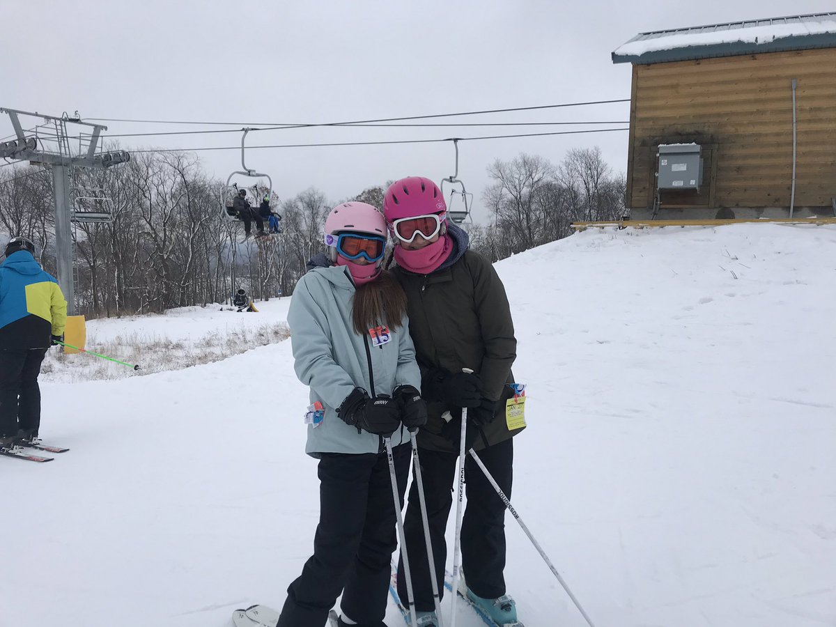 WHMS SKI &BOARD CLUB tweet media