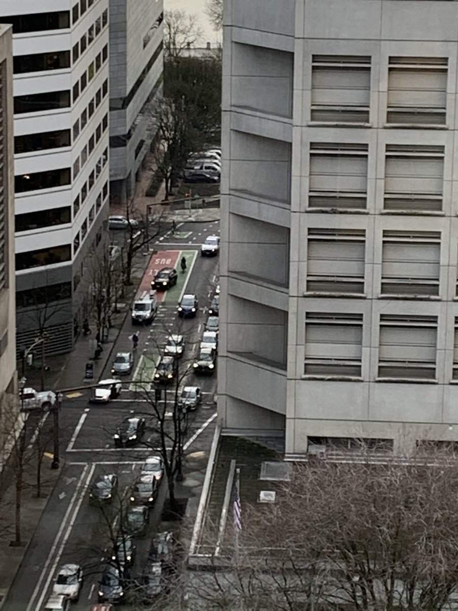 pkoonce's tweet photo. Enhanced transit and red marking in downtown Portland are a bonus new view from my office #busonly #FreshElmo #pdxrolls https://t.co/8Lkmfurxja