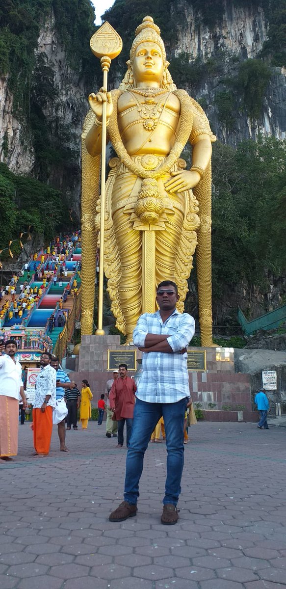 PaulPeter117's tweet photo. #Murugantemple #Malaysia https://t.co/ud3kif0ivq