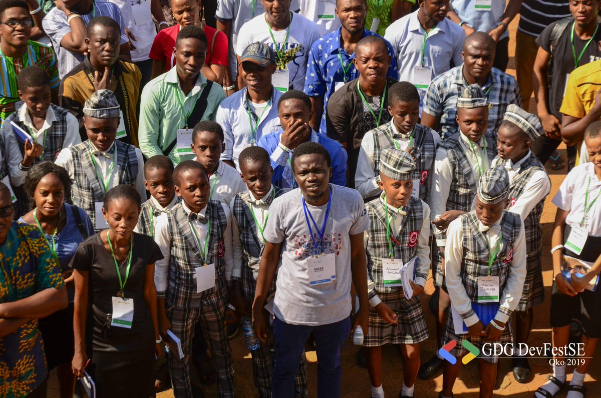 OsitaAmakeze's tweet photo. To move shoulder to shoulder at best or steps behind other nations at worst, ndị #Igbo must embrace #STEM #Science, #Technology, #Engineering and #Mathematics. At #TeamYowamca we go all out for #STEAM A is for #Art
Thank you @iamCynthiaPeter for #GDGOKO #DevfestSE @googleafrica https://t.co/JiyOHCgYjk