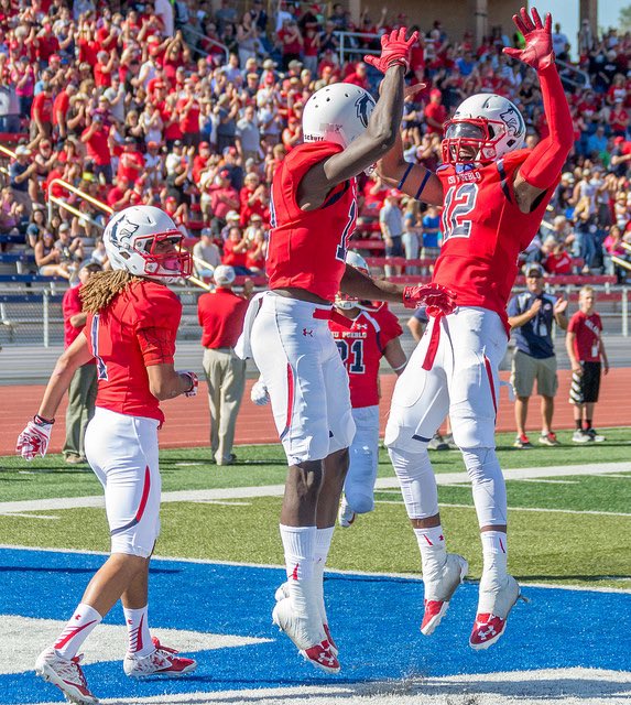 Very blessed to have receive an offer from <a href="/CSUPFootball/">CSU Pueblo Football</a> ! Huge thanks to <a href="/CoachFeggins/">Howard Feggins</a> and <a href="/CoachWristen/">John Wristen</a> #GoThunderWolves 🔴🔵