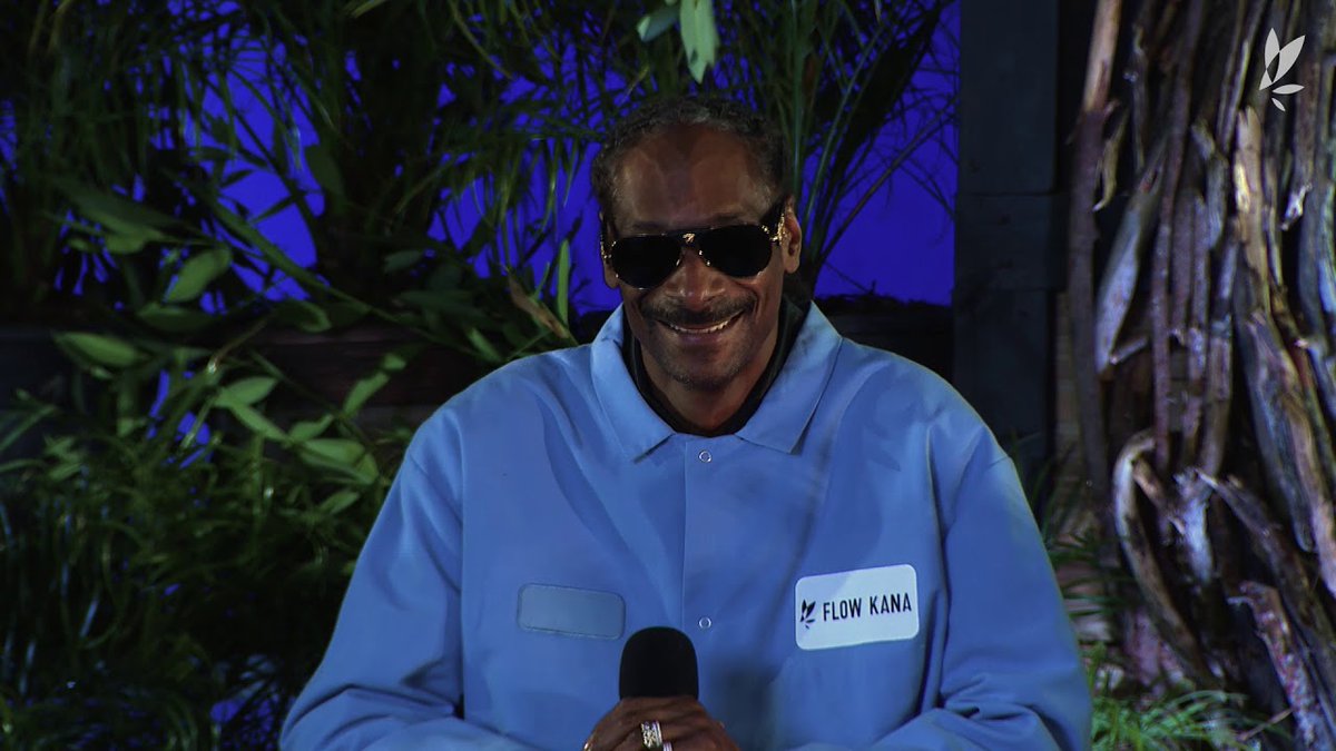 Treehouse_SC's tweet photo. As per usual, Uncle @SnoopDogg blessing us with his words of wisdom. 🙏🙌
Another @FlowKana original 🌱💭
#TreehouseDispensarySC #CannopyCurriculum #ChronicConversations #SnoopDogg #FlowKana #FlowTalks
https://t.co/qeuQkgd818 https://t.co/eKOqZLA1NB