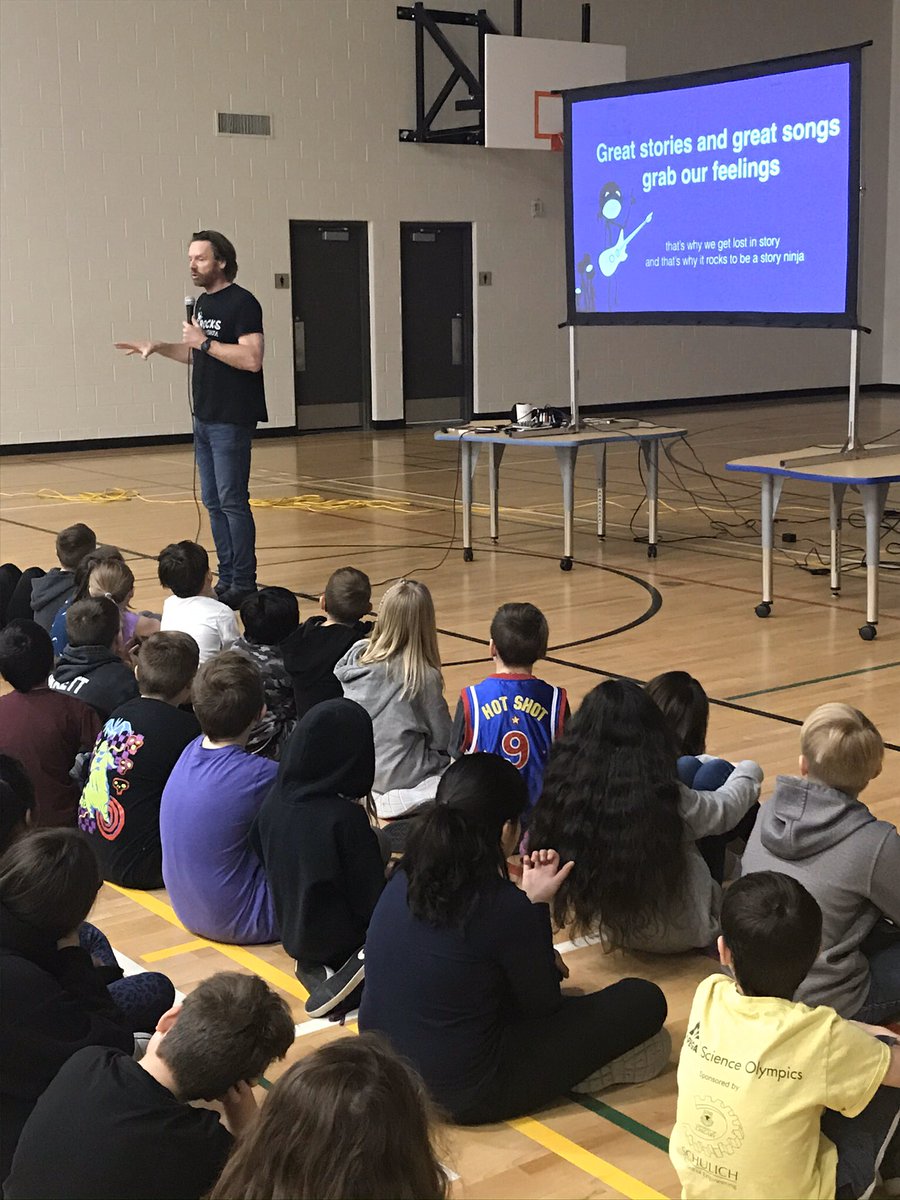 5PikeHCS's tweet photo. Rock n’ Roll Literacy with @sigmundbrouwer @heronscrossing today! Choose stories the way you choose songs! Thanks for organizing this visit @LifeInTheLLC #rvsed https://t.co/0GcbLN6Uzd