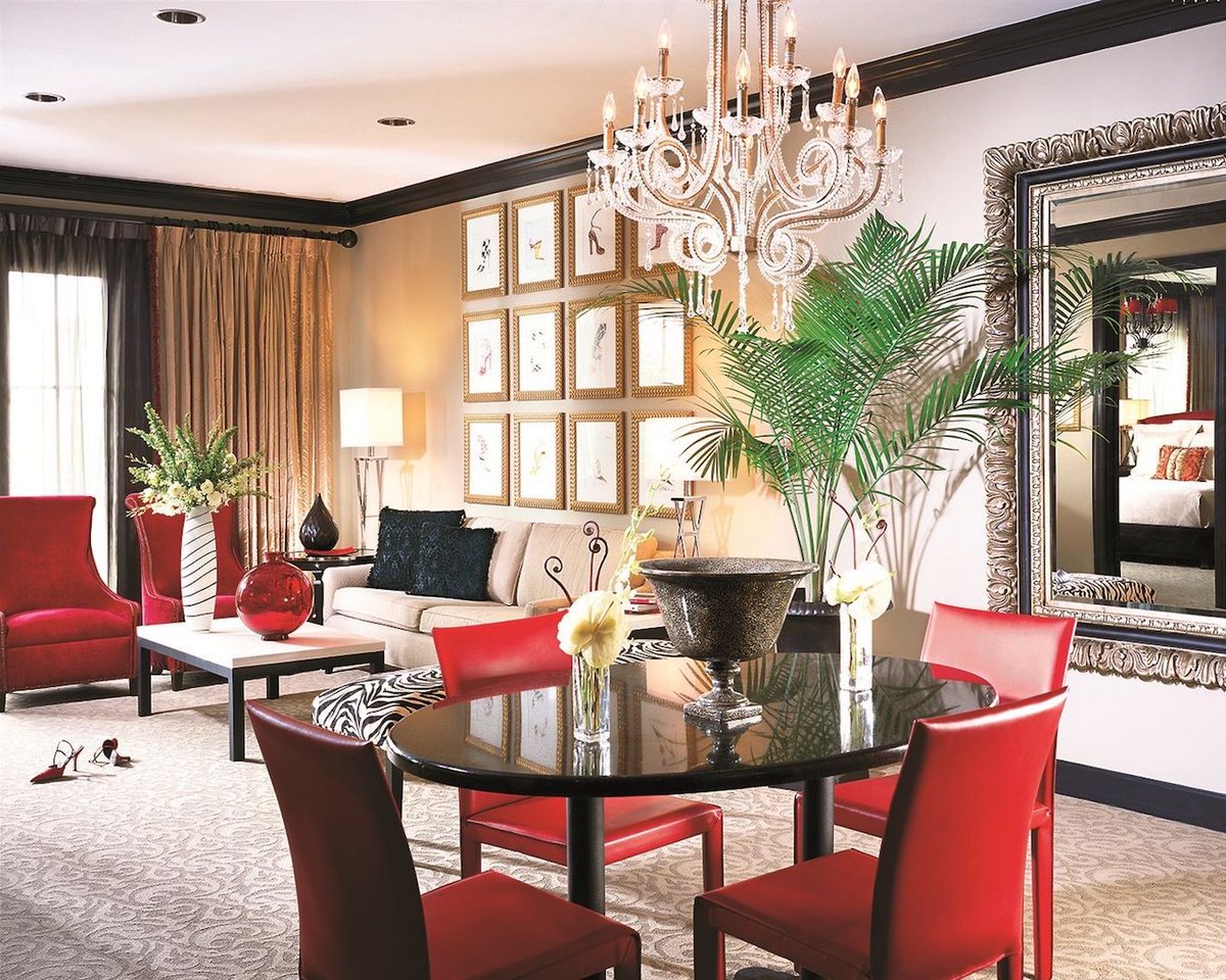 It's a #magnificent7monday! Slip on your Red Shoes and settle in fashion-inspired surroundings with designer fabrics, prints and art. Want more? How about one bedroom, 1-1/2 baths and a king bed in the master bedroom, plus a kitchenette and full terrace. bit.ly/dallasredshoes.