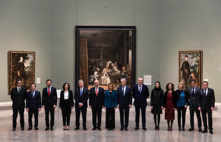 meritxell_batet's tweet photo. Una foto para la historia delante de #lasmeninas @museodelprado @elmundoes #premiosELMUNDO https://t.co/Ad2UISkMEp
