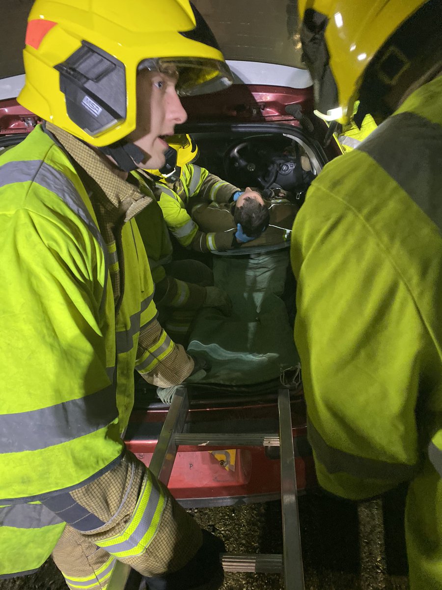 Tonight on drill night we had RTC training with a slight difference, 5 Firefighters, no OIC.
This helps train the crews to think about things they wouldn't need to think about, for instance safe systems of work, extrication plans etc. <a href="/LincsFireRescue/">Lincolnshire Fire and Rescue</a>