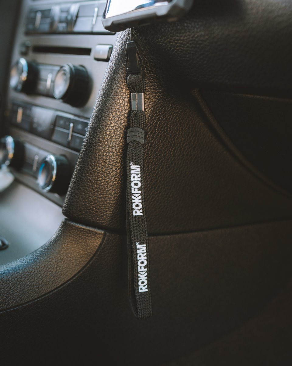 ROKFORM's tweet image. It&apos;s all in the details 😎 What&apos;s your favorite #Rokform accessory? #beyondprotection

Shop: loom.ly/lbfYugc