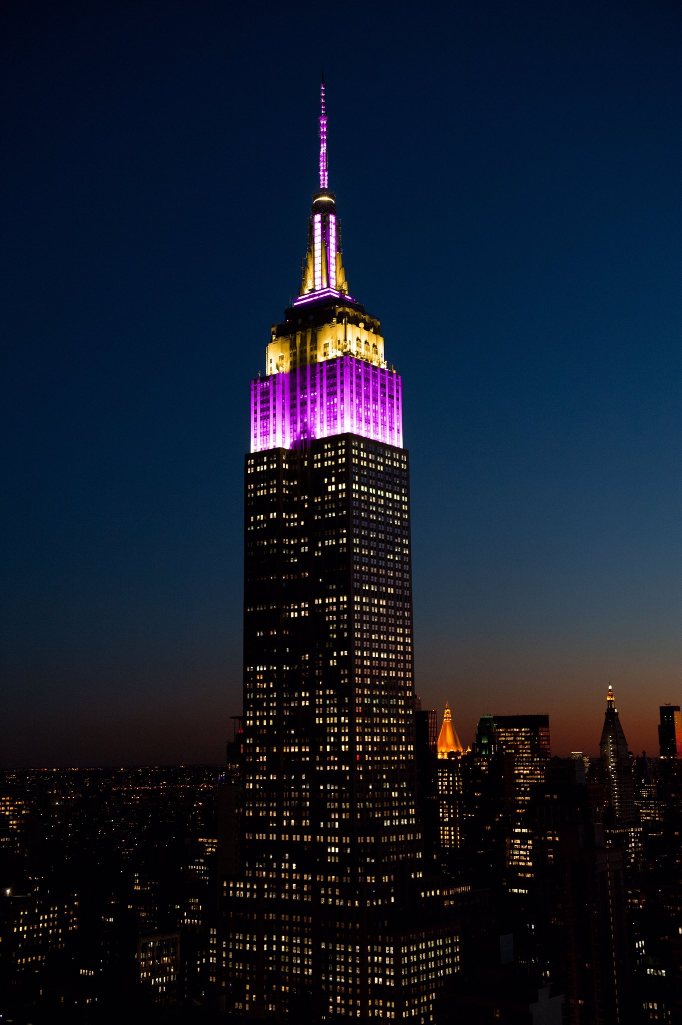 Empire State Building On Twitter Our Lights Will Shine In Purple And Gold This Evening As We Pay Tribute To Basketball Legend Kobe Bryant An Inspiration To Millions Across The Globe Who